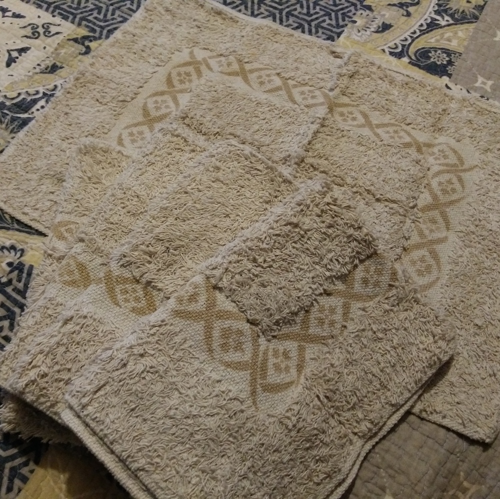 Bundle of 5 table placemats